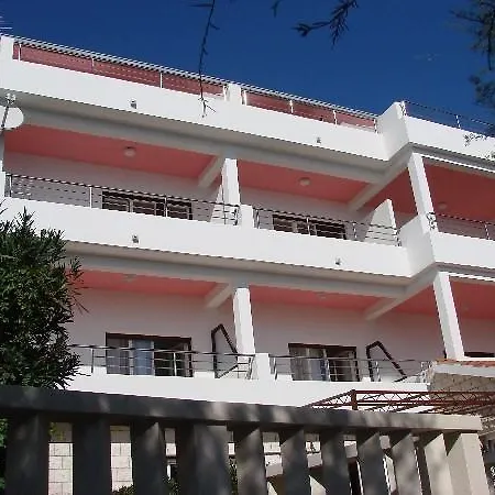 Filip Apartment *